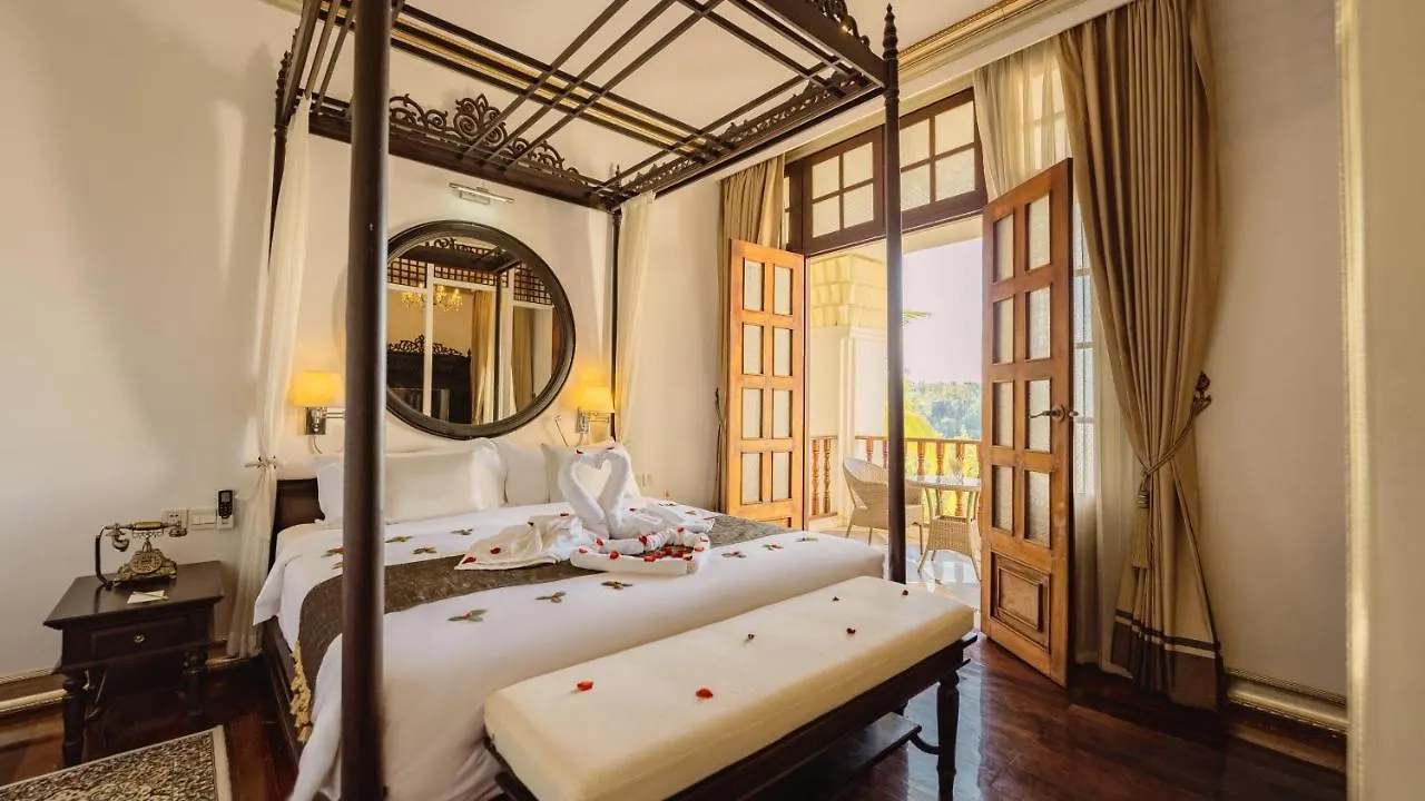 ****  Jingland Hotel Luangprabang Laos